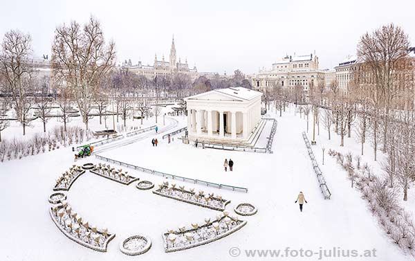 W7191_Wien_Theseustempel_Volksgarten.jpg, 43kB