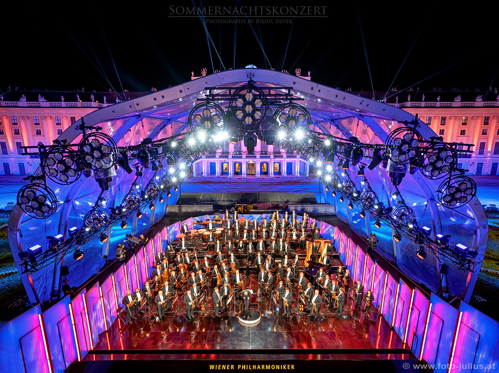 W7203a_Sommernachtskonzert_Wiener_Philharmoniker.jpg, 1,4MB