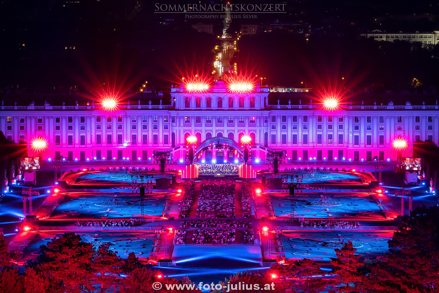 W7216a_Sommernachtskonzert_Wiener_Philharmoniker.jpg, 1,4MB