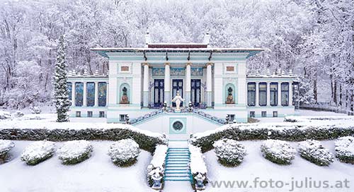 W7239_Otto_Wagner_Villa_pano.jpg, 38kB