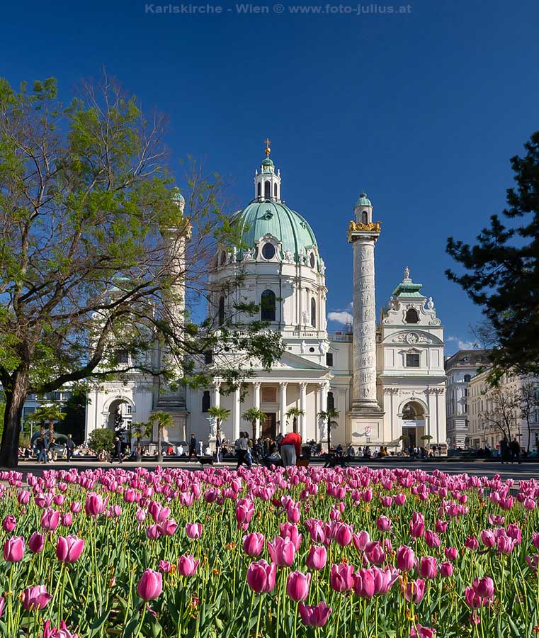 W7346_Karlskirche_Wien.jpg, 153kB