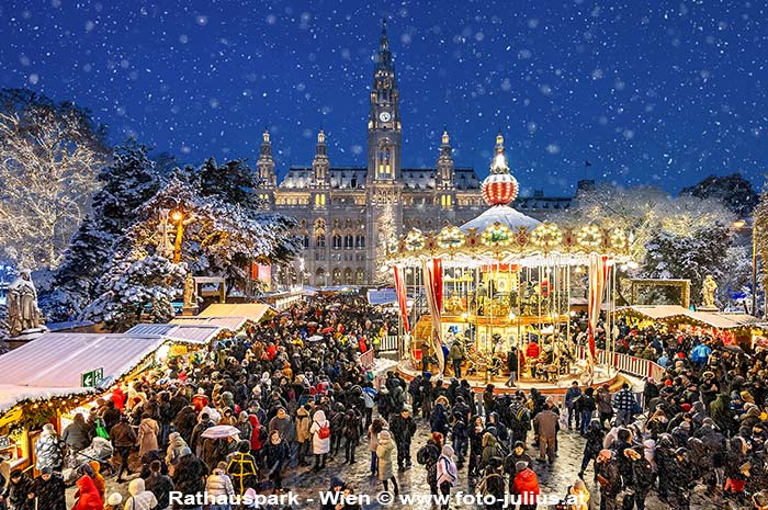 W_7633_Rathausplatz_Wien.jpg, 110kB