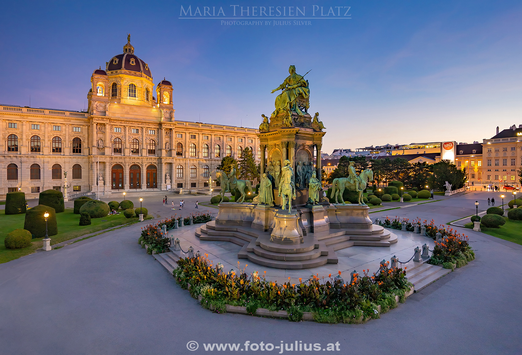 W_7854a_Maria_Theresien_Platz.jpg, 876kB