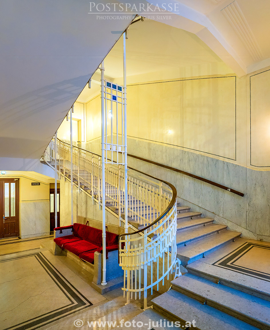 W_7924a_Postsparkasse.jpg, 340kB