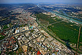 Austria, Vienna, Gasometer, Praterpark, Autobahn A23, Photo Nr.: W2454