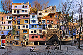 Vienna, Hundertwasser - Krawina - Haus, Photo Nr.: W4873